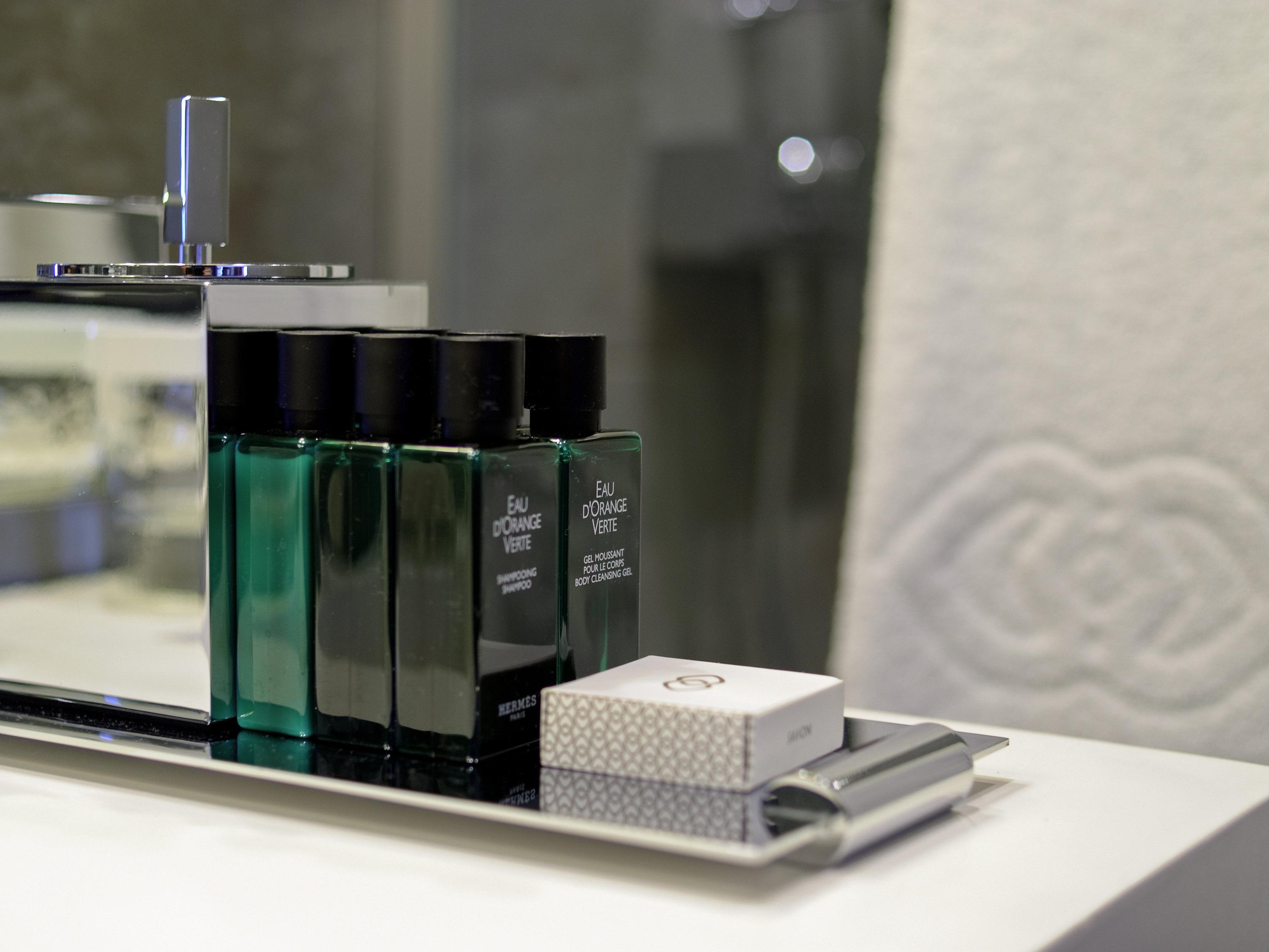 Hotel Sofitel Strasbourg Grande Ile Esterno foto The White Company toiletries