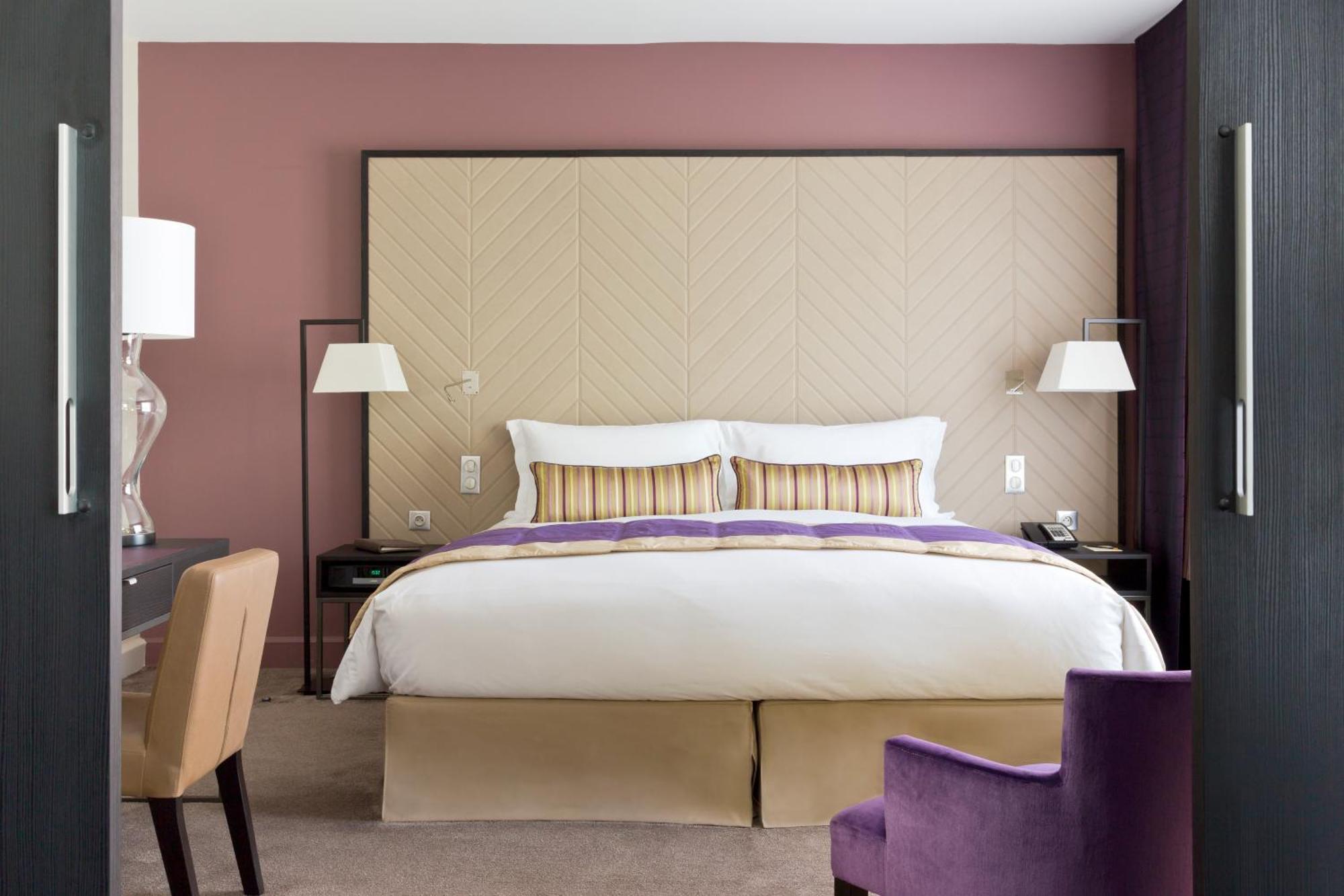 Hotel Sofitel Strasbourg Grande Ile Esterno foto A bedroom at the hotel
